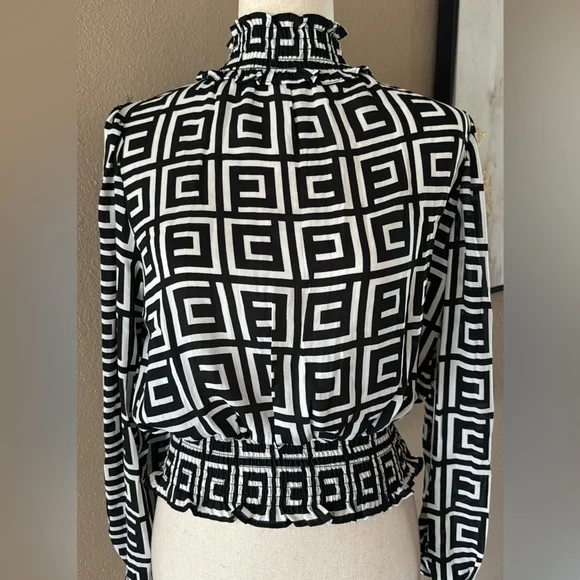 Geo black and white top with mock neck - Picture 3 of 9